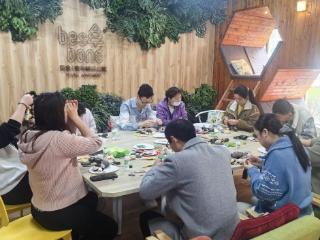 青年汇社区开展种子风铃DIY活动