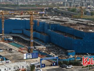 石家庄市留营片区大型商业综合体主体结构封顶