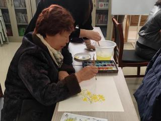 石家庄市裕华区国大全城社区举办国画公益课