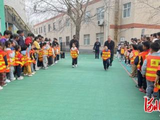 石家庄市新华区天苑街道开展“童萌消防奇遇记”亲子活动