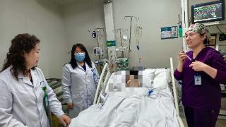 聊城市人民医院重症医学科团队成功救治院外心跳骤停超长心肺复苏少女