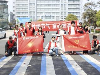 春假“空窗期”变“成长期”