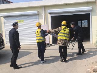 护航崂山景区旅游专线，崂山区综合行政执法局开展清明节前市容秩序专项整治行动