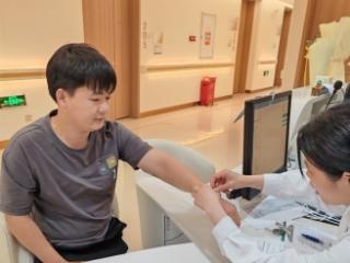 生命接力：国寿青年廖晓乐捐献干细胞救助陌生人