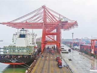 “中国—新加坡—马来西亚” 厦门港再添东南亚航线