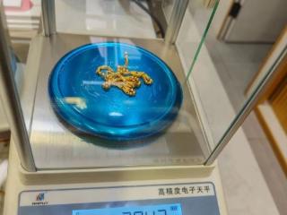 20多克金项链遗失半月后物归原主，黄山一少年拾金不昧