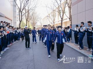 国乒来了！这个早晨山大附中沸腾了！