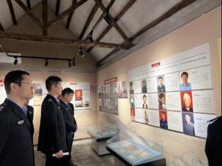 清明祭先烈，永怀铸初心，荣成公交：缅怀“两弹一星”元勋郭永怀