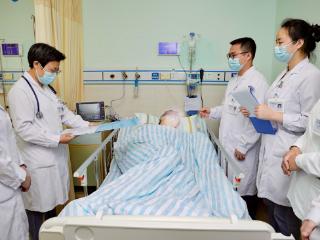 老人的药越吃越多？龙岗专家：老年医学科帮您做“减法”