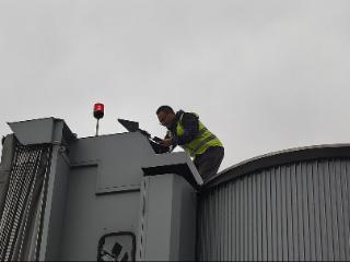 快速排查干扰 贵阳无线电管理高效处理机场通信隐患