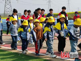 沙河市金沙河红薯岭迎来多校学子沉浸式研学