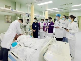 多学科联动，极速护航——山东省第一康复医院重症医学科、神经康复科、内镜室联合开展呼吸心跳骤停应急演练