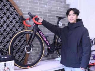 从校园创客到公司CEO！一名00后大学生的“单车突围”记