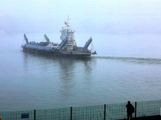 组图丨淮河晨雾