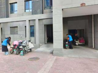 济宁市任城区安居街道滨河社区开展飞线充电排查志愿服务活动