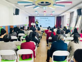 江西抚州：为接送幼儿家长定制交通安全课