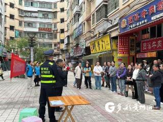 播州区：城市管理“六进社区” 打通服务群众“最后一米”