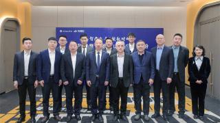青岛体育集团与中泳股份达成战略合作共筑智慧水上赛事新生态