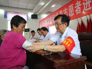 无人机送药、AI看诊 未来医疗什么样？