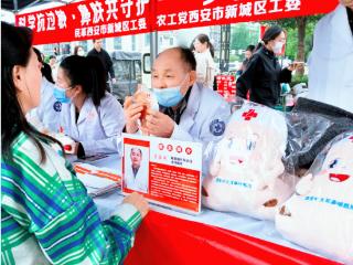 中大医院公益义诊，为市民送上“健康课堂”