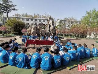 石家庄市第二十八中学“立竹轩”文学社举行春日读书活动