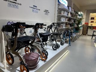 老人生活总有小麻烦？这些科技好物全搞定！