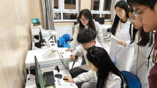 青春赋能康复创新｜山东特殊教育职业学院学生团队打造智能仿生康复训练手套