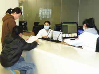 廊坊推行“按比例缴纳住院押金+医保基金预付”模式：住院押金降下来 患者就医更暖心