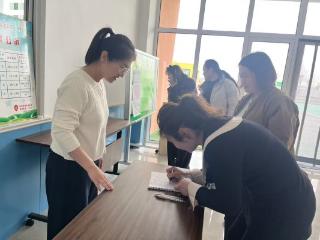 “膳食润童心，食安保成长”东营市利津县明集乡中心幼儿园开展膳食委员会主题活动