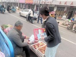 中国农业银行莱芜寨里支行：反诈宣传进集市 金融守护暖民心