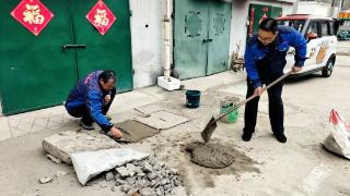 徐家楼街道小白峪村：为村民办实事 维修下水除隐患