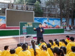 “体心融合”新探索 小学跨学科游戏课斩获专家好评