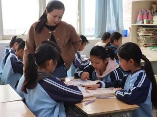 莒南县第五小学开展社会化学习小组培训验收专项活动