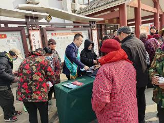 农行郯城支行走进马头南园社区开展反诈知识宣传