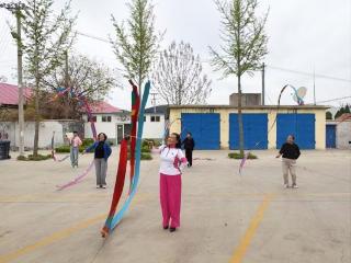 潍坊昌乐：指尖舞彩带 鼓点振乡村