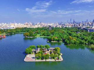 济南中央商务区已有1万多个地下停车位开放共享