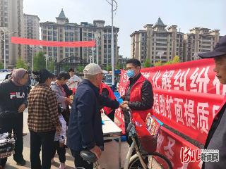 正定县司法局联合诸福屯街道走进农贸市场开展普法宣传