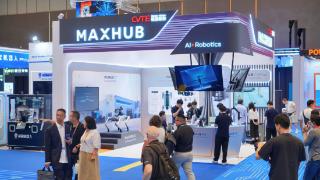 从“巡检员”到“检修工”:视源股份广交会展示四足机器人搭载机械臂协同作业