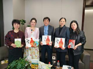 纵览文娱｜“不能小看小孩子”，曹文轩与蔡皋共话中国原创童书之美