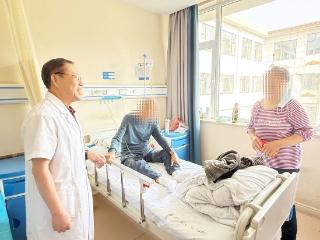 患者赠茶藏现金 医者拒收暖人心——济南南郊医院葛新华主任用行动诠释廉洁行医