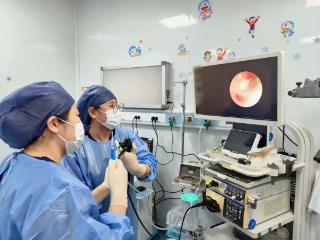 1岁半幼儿呛入瓜子，青岛市妇女儿童医院多学科协作化险为夷