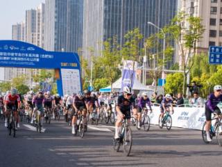 选手逐风巢湖，合肥警方全程护航