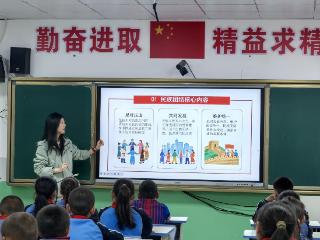 郑州大学政治与公共管理学院多方联动跨域开展国家安全教育宣讲活动