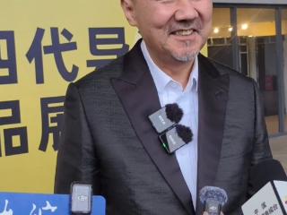 腾格尔现身庐江谈“乡愁”：“这里和我的家乡一样，都很美”