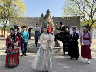 迎五一，百年石头村即将开启《簪花将军踏春歌》沉浸式演出