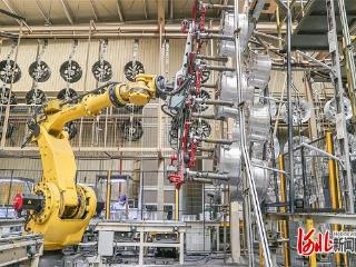 探访卓越级智能工厂｜数据驱动，柔性产线成就“千轮千样”