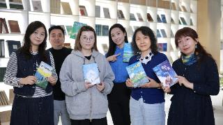 世界读书日,探秘出版社美编室里的“AI协奏曲”！