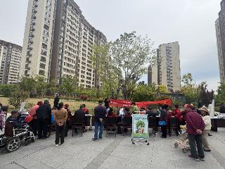 公益市集送服务 社保惠民暖民心——青岛西海岸新区开展社区社保便民活动