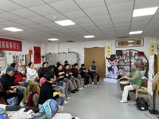 青岛市即墨区潮海街道古城社区文化书院非洲鼓公益课开课 “书生墨小牛”IP正式亮相