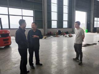 玉山：主动上门送服务 精准评估助发展